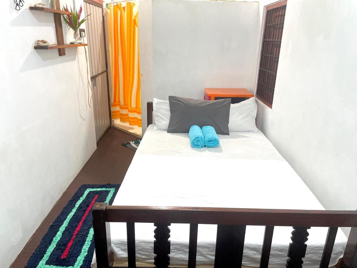 Thaaaru Villa Mirissa Exterior photo